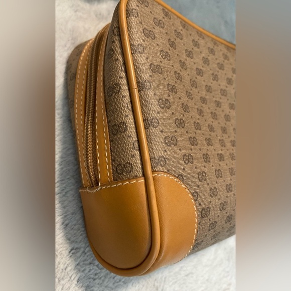 GUCCI Clutch/ Pouch - Picture 6 of 16